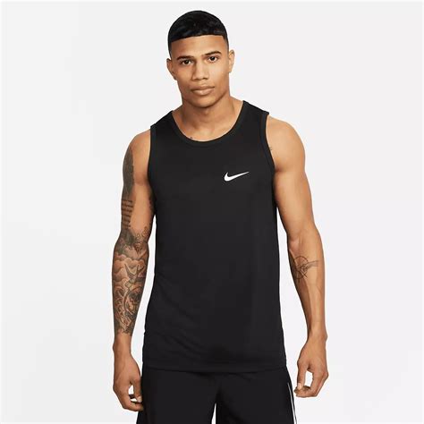 nike tanktops